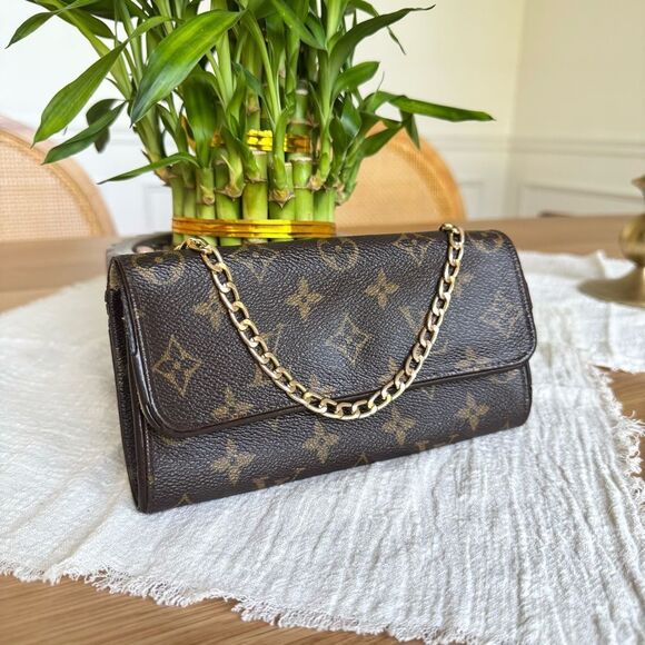 ✅AUTHENTIC✅LOUIS VUITTON SHOULDER BAG - Picture 4 of 14